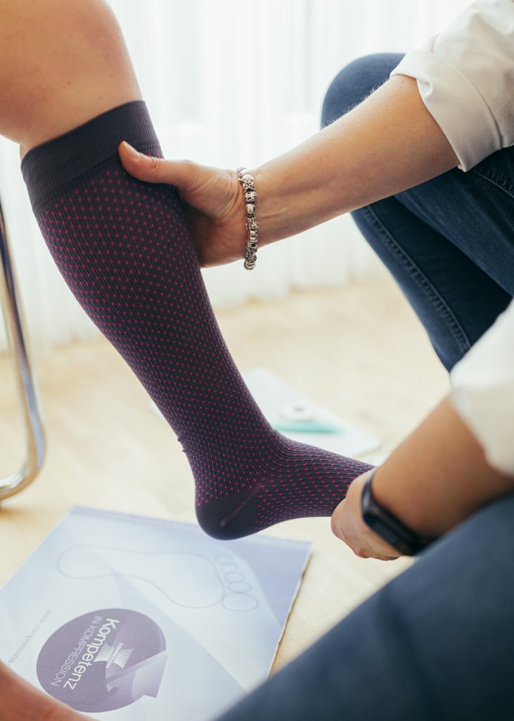 Kompressionsstrümpfe anmessen Apotheke